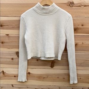Classiques entier Cream Crop soft sweater
